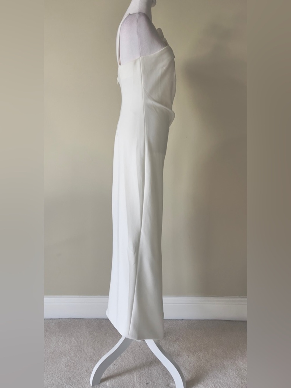 Elliatt Janelle Floral Appliqué Halter Neck Cocktail White Midi Dress Size Large - Picture 8 of 11